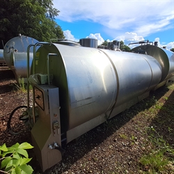 1 stk. brugt "Røka" køletank 5000 l. 400x170x200 cm. Tank 3
